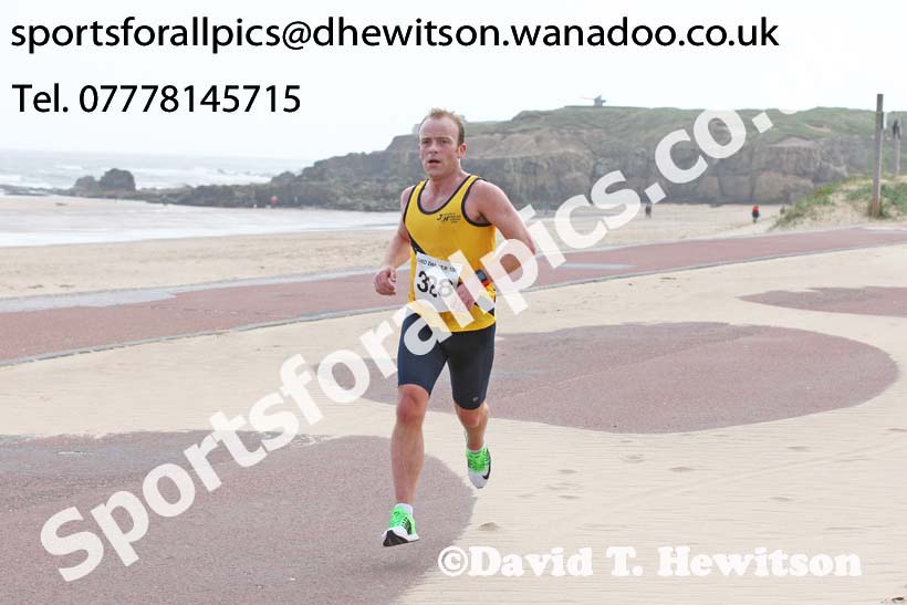 Sand Dancer 10k (approx.), South Shields. Photo: David T. Hewitson/Sports for All Pics